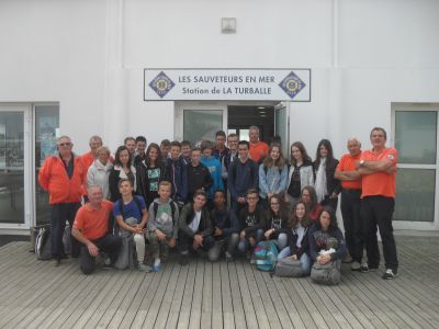 https://www.grainesdesauveteurs.com/des-collegiens-sengagent/